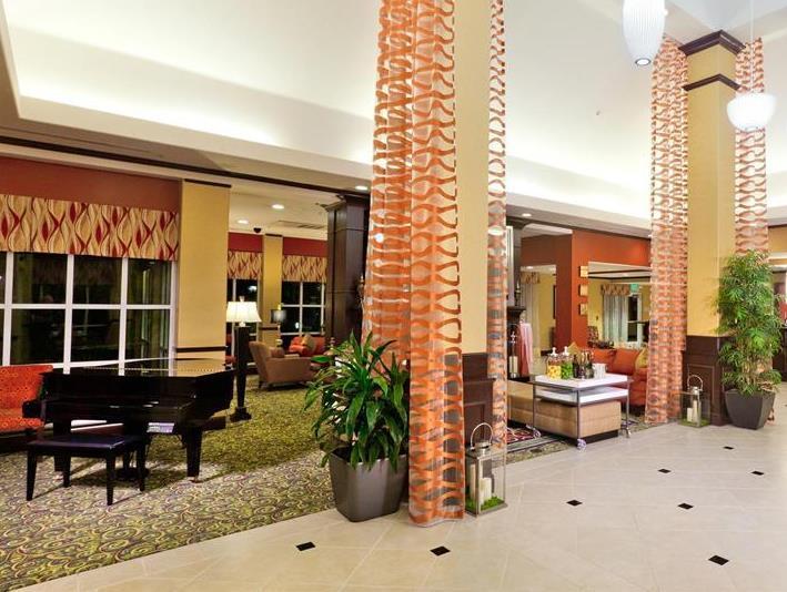 Hilton Garden Inn Фонтана Экстерьер фото