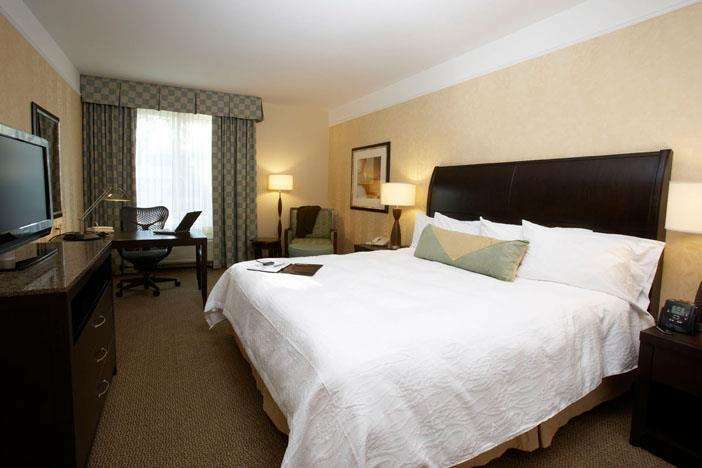 Hilton Garden Inn Фонтана Номер фото